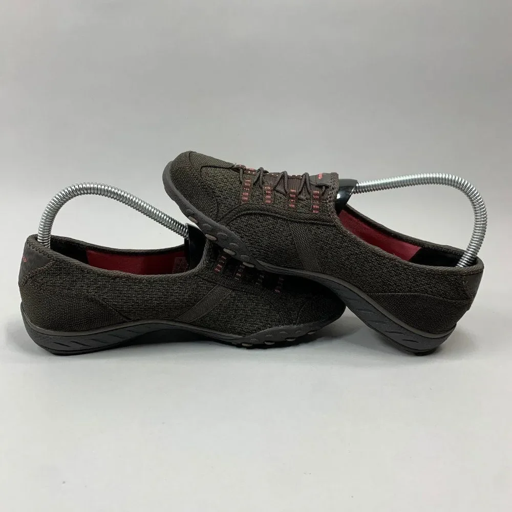 Skechers Breath Easy Shoes Women's Size 7 Brown Relaxed Fit Memory Foam Sneakers
